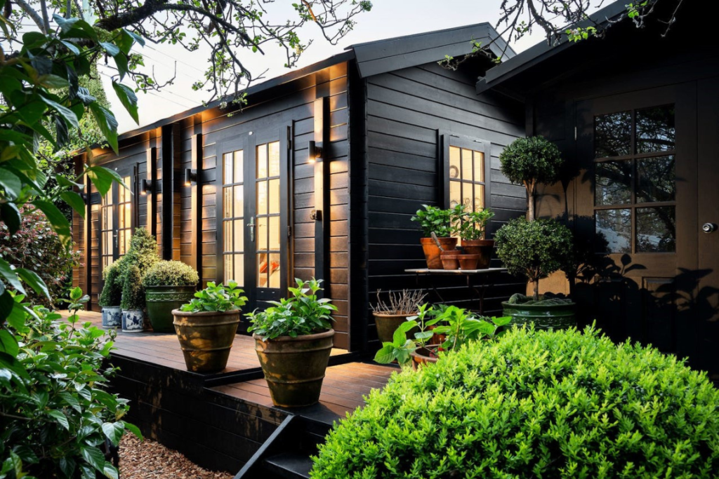 Star Deluxe Cabin Flatpack