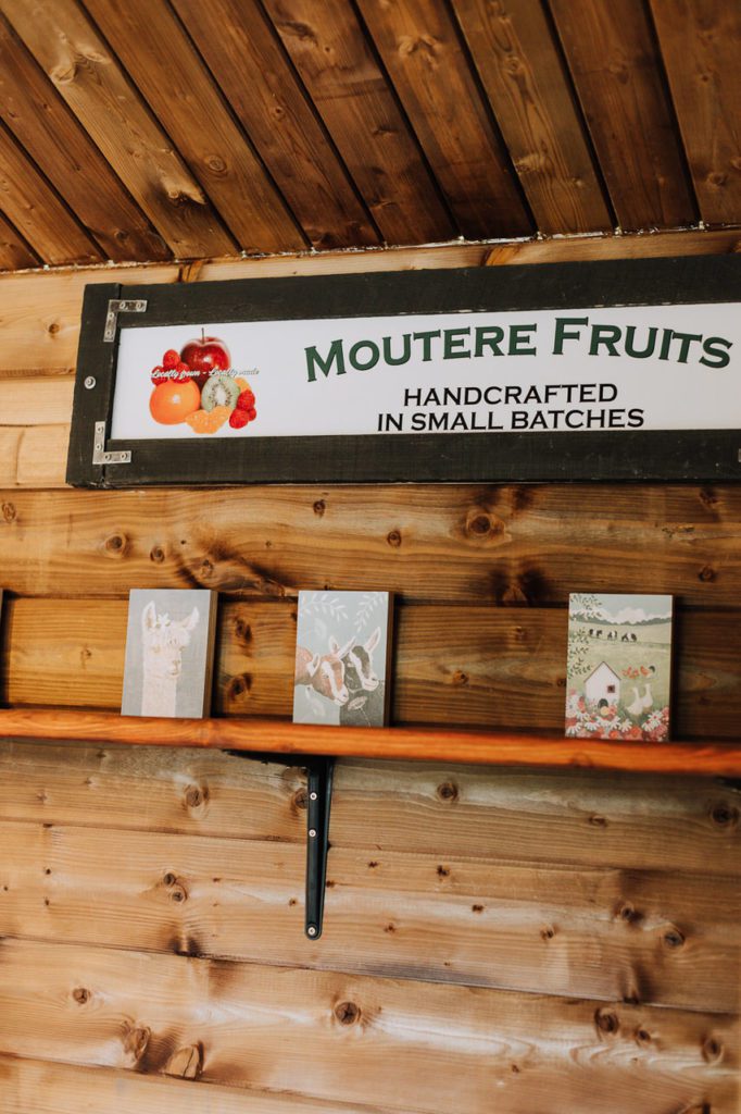 Moutere Fruits Farm Stall in a timber cabin NZ